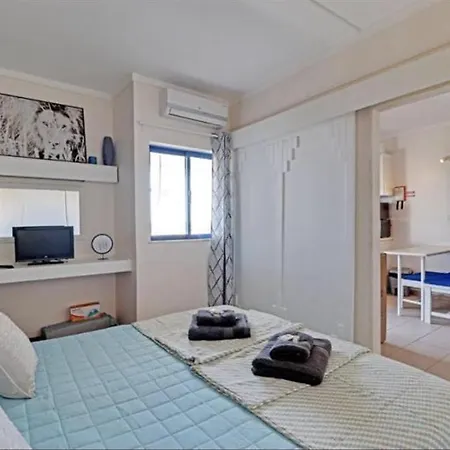 Daire Modern Apartment Close Near Beach In Portimao Pt