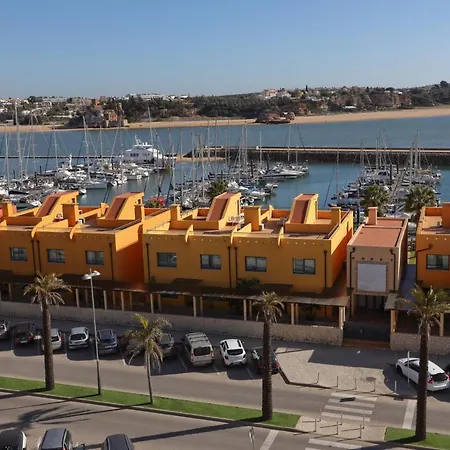 Modern Apartment Close Near Beach In Portimao Pt